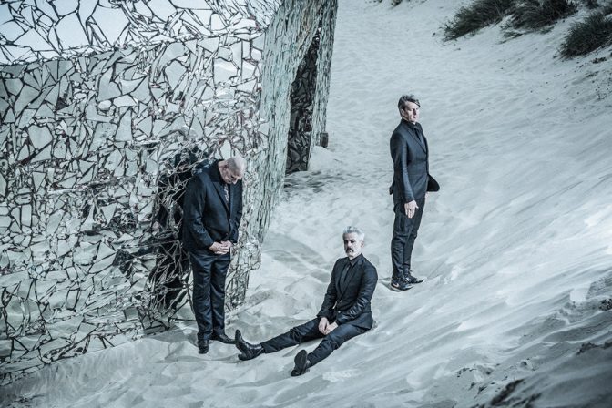 Vlaamse reuzen TRIGGERFINGER kondigen nieuw album ‘Colossus’ aan