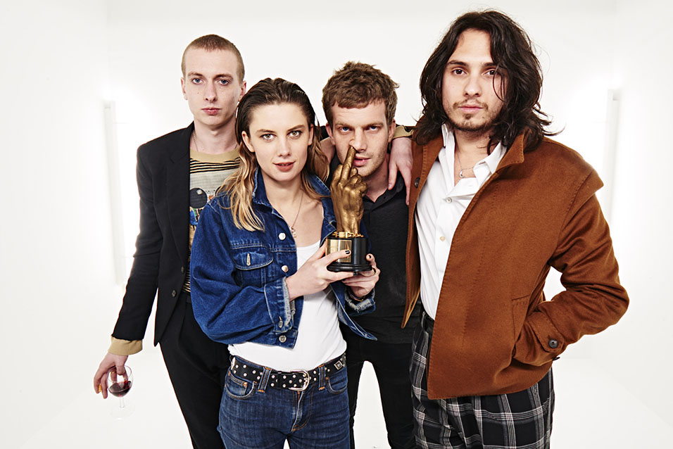 Breekijzer: Wolf Alice – Yuk Foo