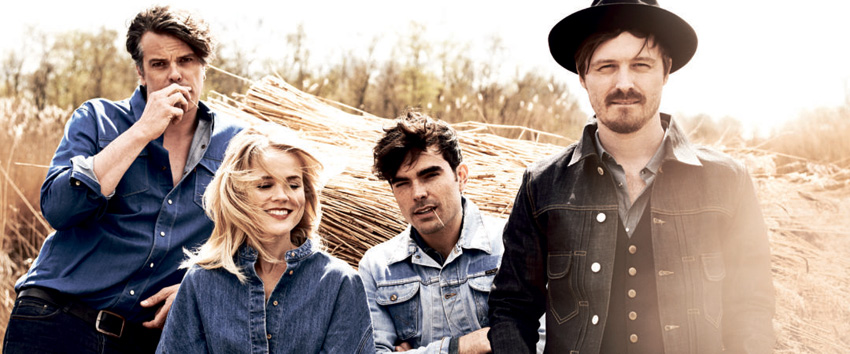 The Common Linnets op 8 juli naar Zuiderparkthetaer te Den Haag