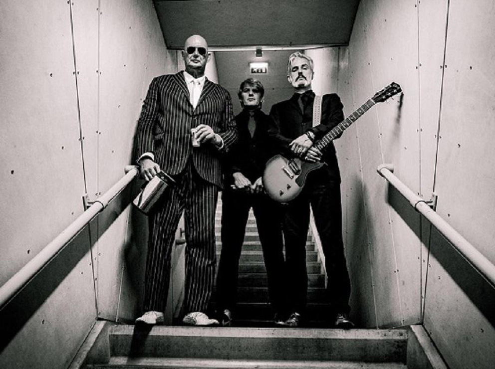 Triggerfinger naar TivoliVredenburg, 013, Paaspop, Dauwpop en Zwarte Cross