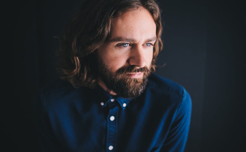 Singer-songwriter Lukas Batteau heeft zichzelf hervonden