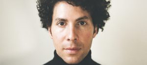 One-man-band Témé Tan met dansbare liveshow naar Paradiso