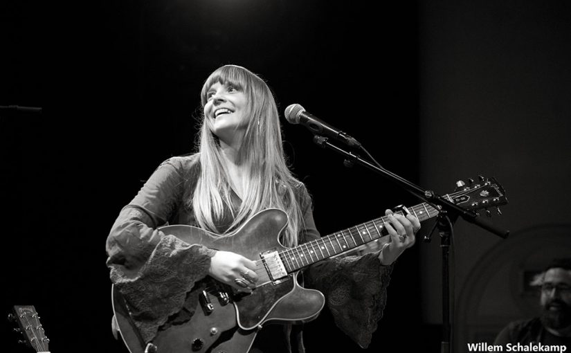 Live Foto Review: Courtney Marie Andrews @ Paradiso