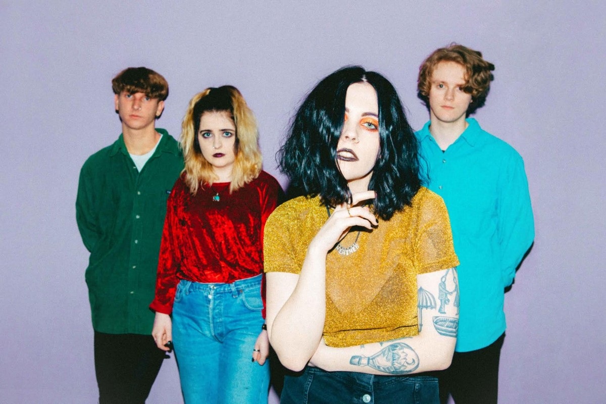 Pale Waves haakt met nieuwe single alvast in op oudjaarsavond