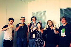 Eclectische Rotterdamse rockformatie Standup ‘69 tekent platencontract