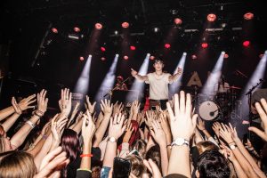 Live Foto Review: Declan McKenna @ Melkweg, Amsterdam