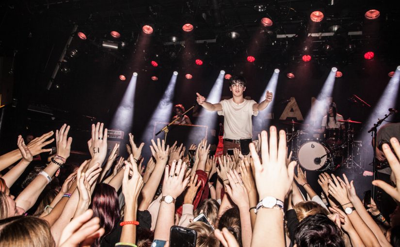 Live Foto Review: Declan McKenna @ Melkweg, Amsterdam