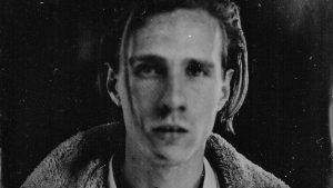 Mysterieuze folktronica-artiest Chelou onder meer naar Paradiso