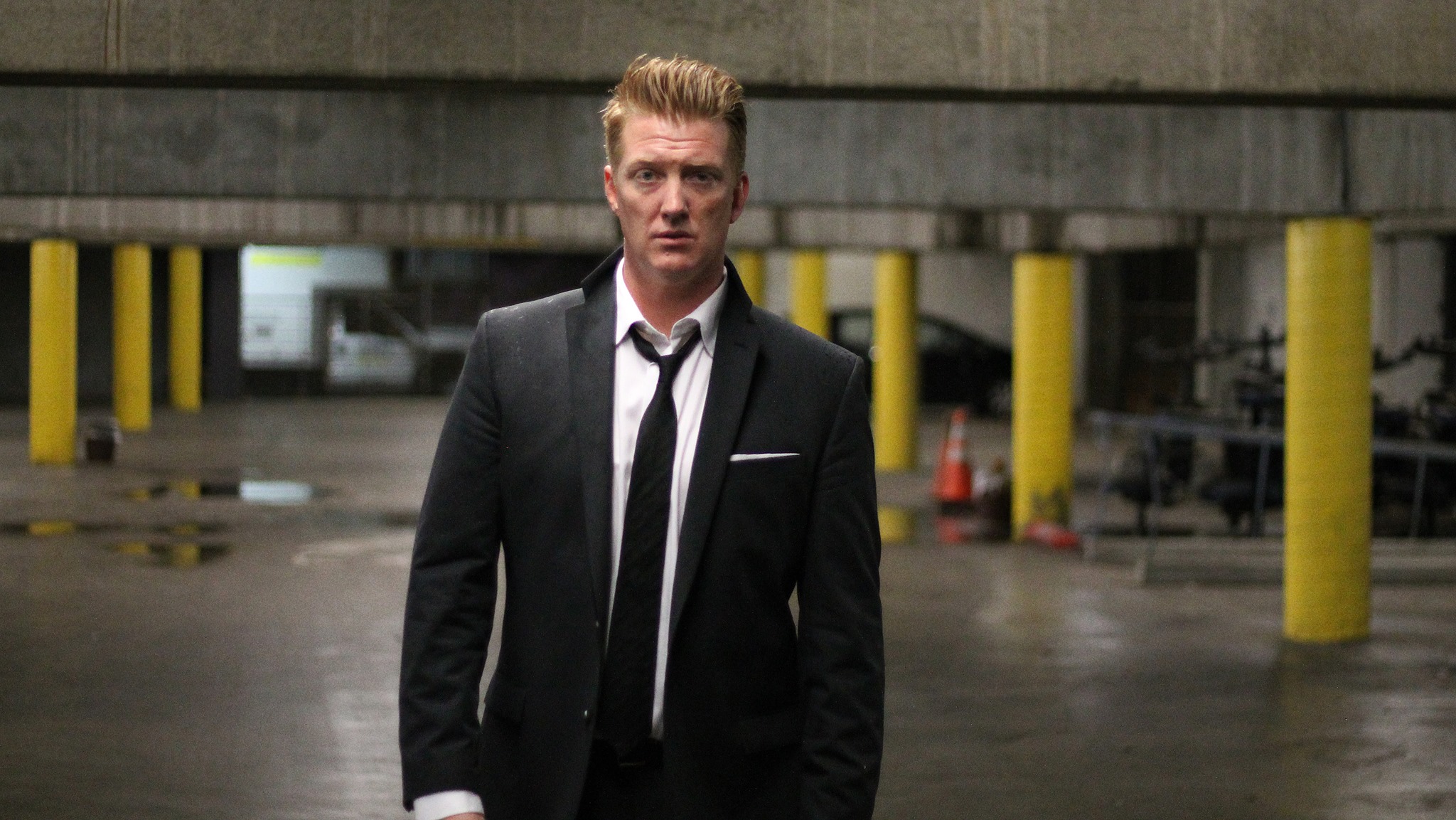 Queens Of The Stone Age – Feet Don’t Fail me Now