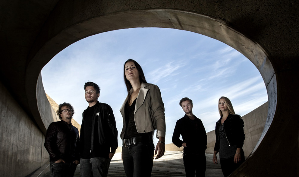 Lesoir op tournee met Blind Ego en albumpresentatie op 17 november