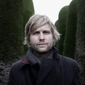 Nieuw album AWKWARD i huwelijk tussen pop en experiment