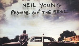 Nieuw album Neil Young met Promise Of The Real: The Visitor