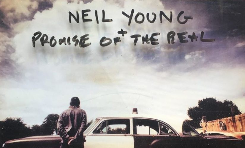 Nieuw album Neil Young met Promise Of The Real: The Visitor