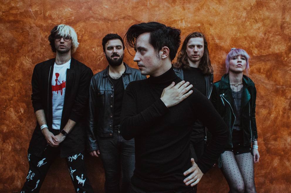 WHITE is terug met nieuwe single en Paradiso-show