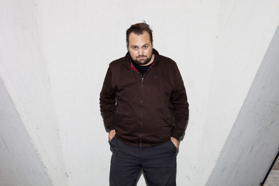 Tim Knol op tournee met nieuwe plaat Cut The Wire