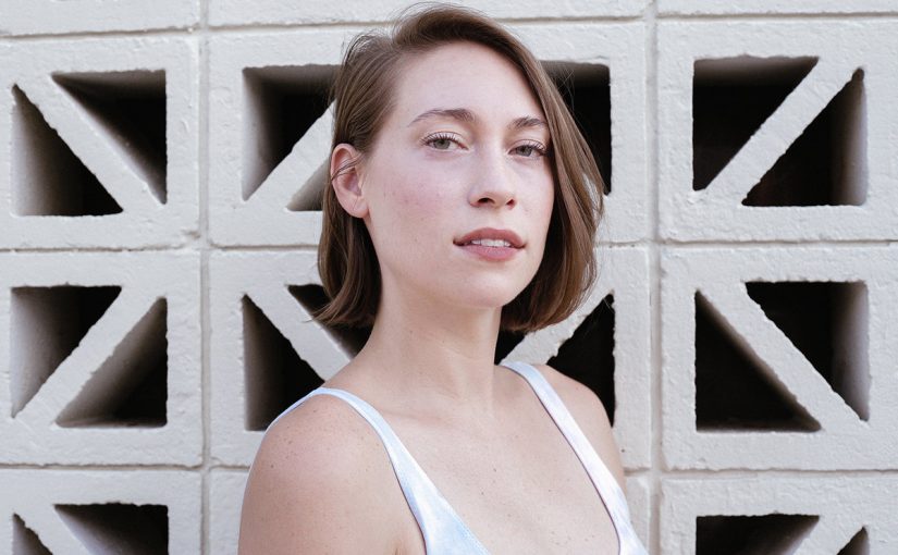 Melancholische Anna Burch komt met solodebuut