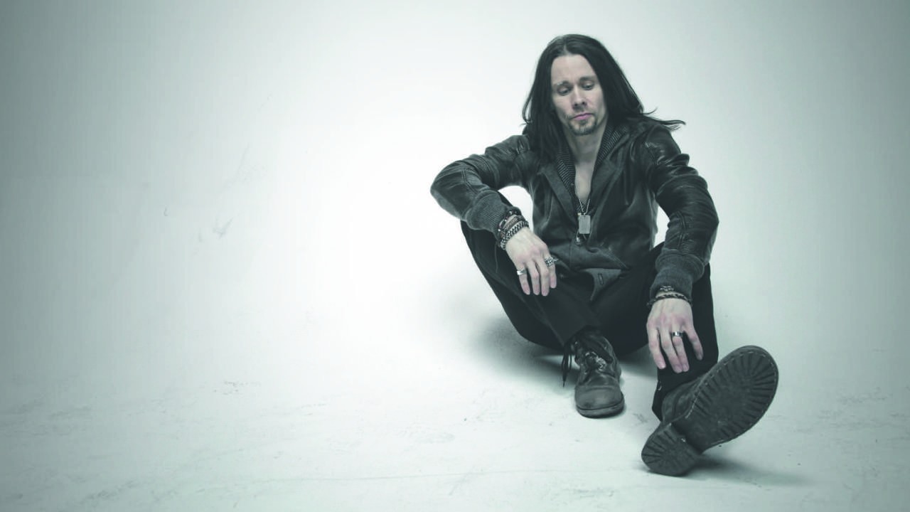 Myles Kennedy – Year Of The Tiger