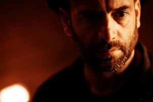 Adrian Crowley op 25 januari naar Paard te Den Haag