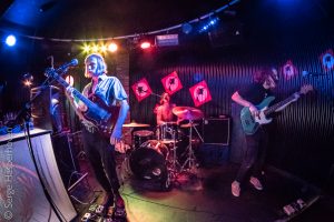 Primeur: Nieuwe single Tony Clifton – Izzy