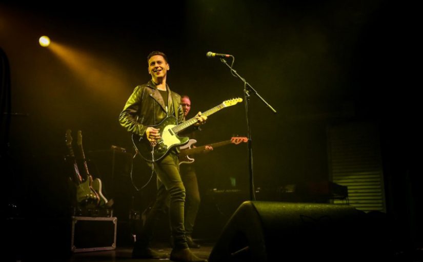 Laurence Jones in april naar Nederland voor voorjaarstour