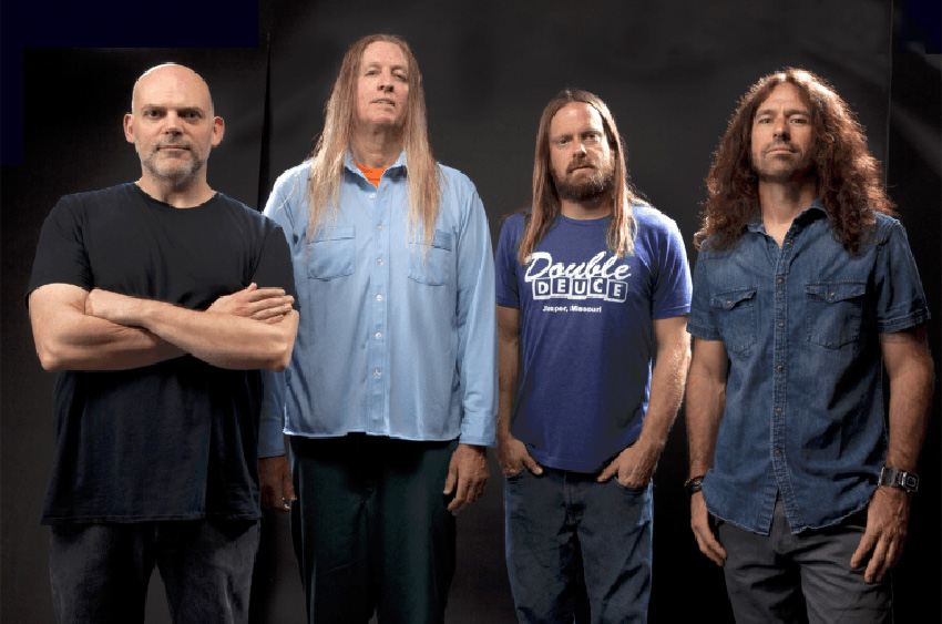 Fu Manchu met Clone of The Universe Tour op 25 maart naar Patronaat