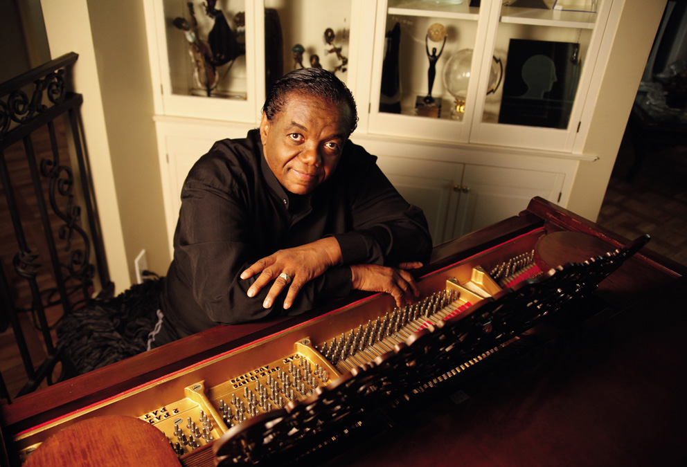Motown-legende Lamont Dozier brengt grootste hits opnieuw uit