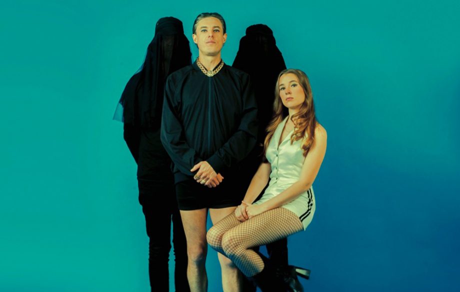 Confidence Man – Don’t You Know I’m In A Band
