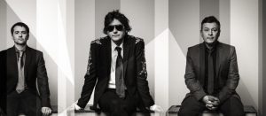 Manic Street Preachers – Resistance Is Futile