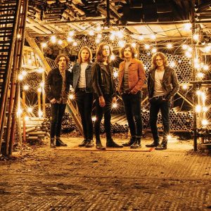 Blossoms – There’s A Reason Why (I Never Return Your Calls)
