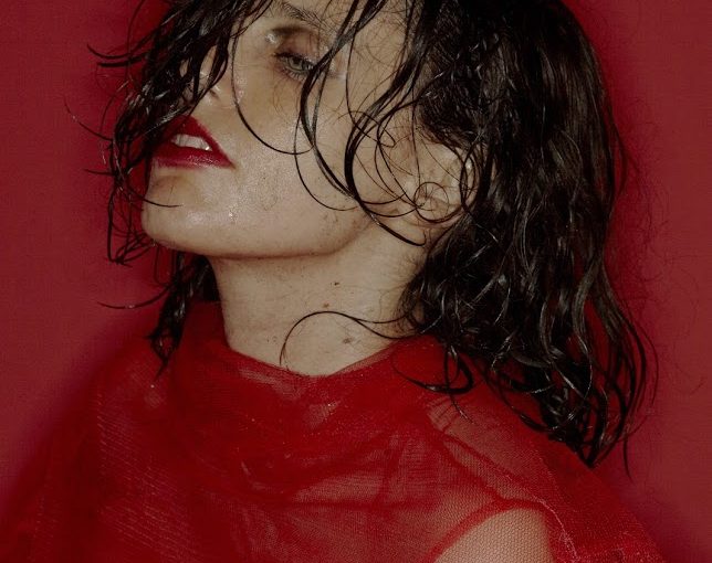 Anna Calvi