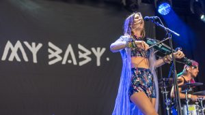 MY BABY lanceert ‘MOUNAIKI ~ By the Bright of Night’ in uitverkochte Melkweg