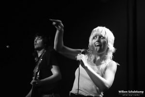 Amyl and the Sniffers – Some Mutts (Can’t Be Muzzled)