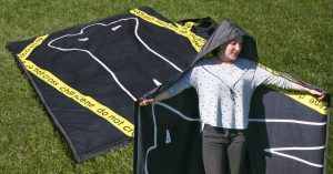 Een multifunctioneel opvallend Festivalkleed mét capuchon