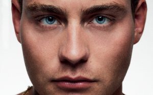 Douwe Bob o.a. naar Volt, Metropool, Grenswerk en Paaspop