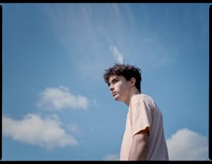 Alfie Templeman – Yellow Flowers
