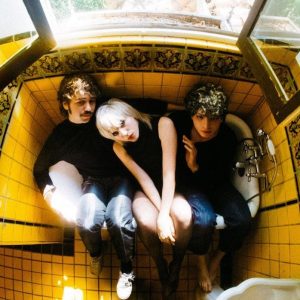 Sunflower Bean – Roll The Dice