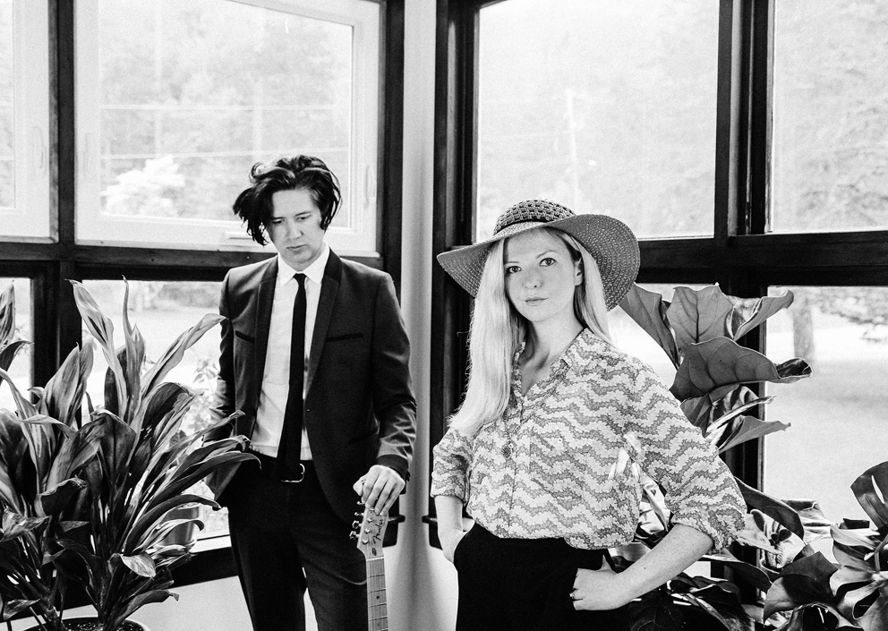 Dreampop band Still Corners o.a. naar Paard en Q-Factory
