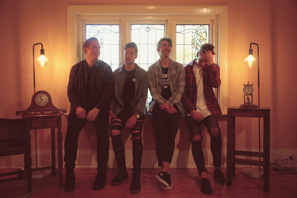 Glass Tides – Empty Thoughts