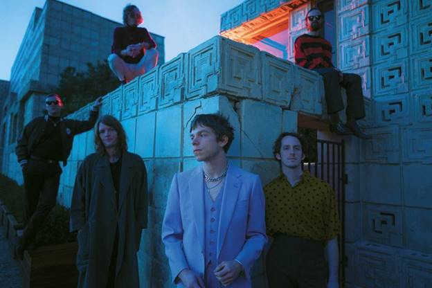 Cage The Elephant, Beck – Night Running