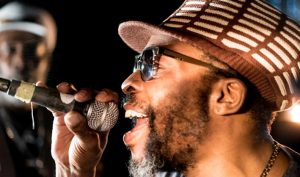 Reggaeband Rootz Lions + Donovan Kingjay op 9 maart in Grounds