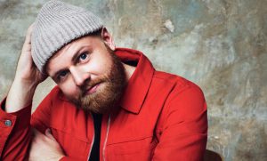Britse singer-songwriter Tom Walker o.a. naar Paard en Patronaat