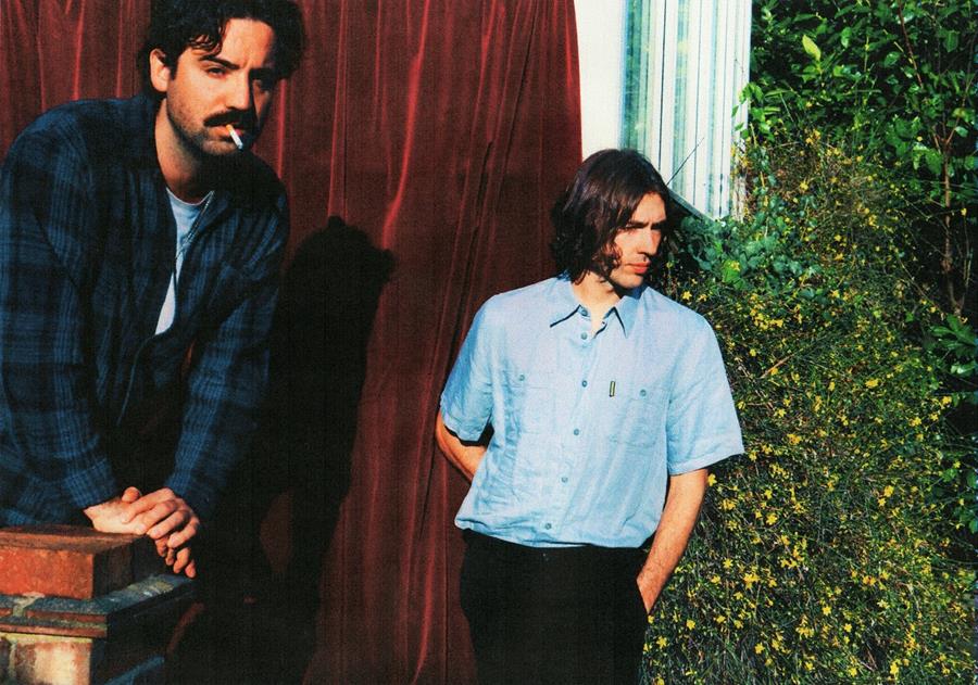 Club Kuru – By The Windowpane