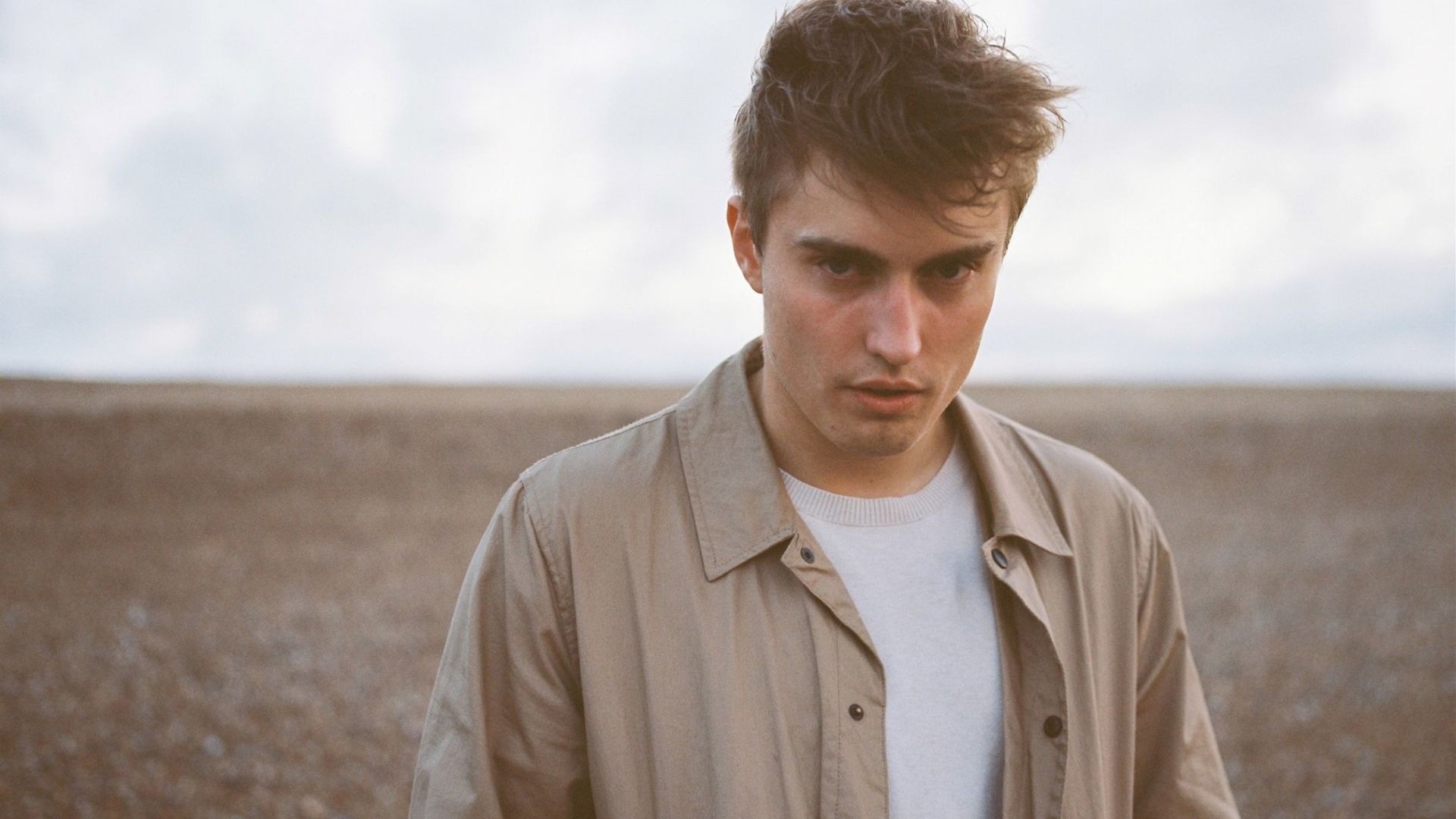 Sam Fender – Hypersonic Missiles