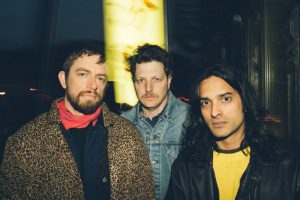 Yeasayer – Fluttering In The Floodlight
