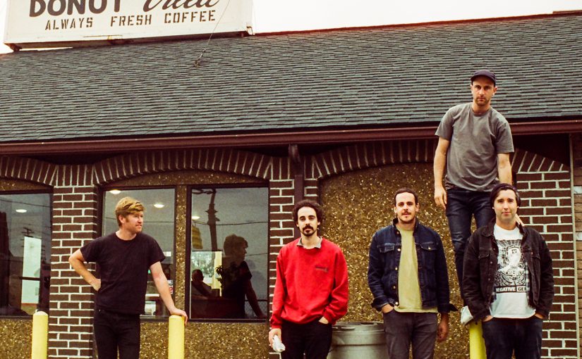 Rolling Blackout Coastal Fever – Read My Mind