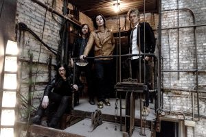 The Raconteurs – Help Me Stranger