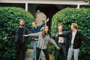 Cool Sounds – Around And Around