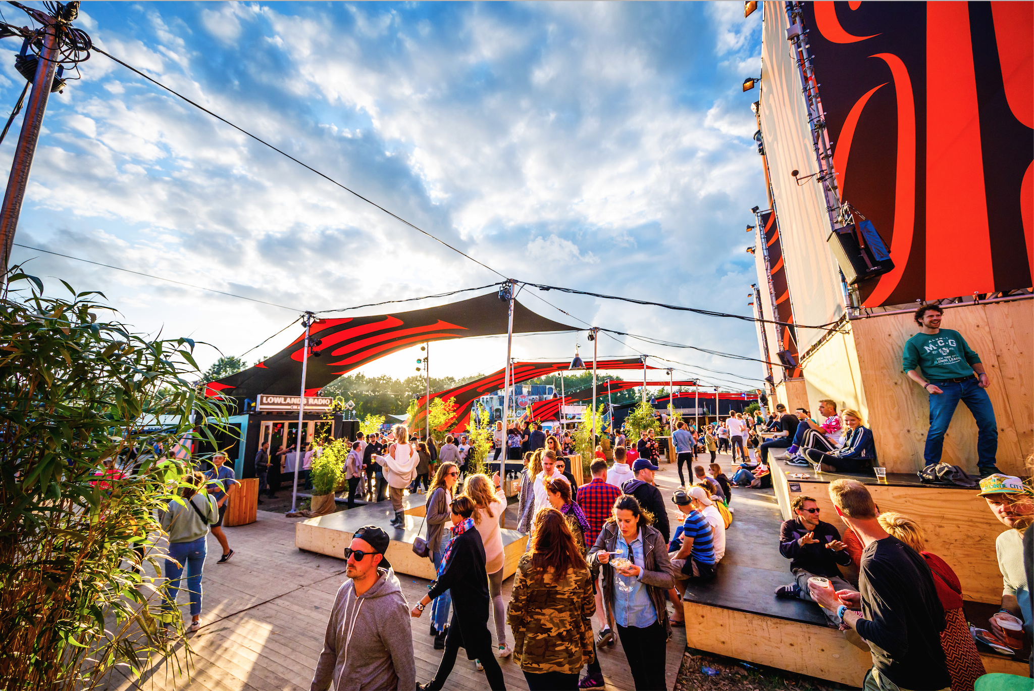 Pinguin Radio draaide plaatjes op Lowlands