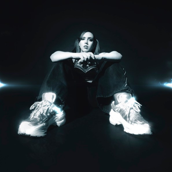 Soccer Mommy – Lucy