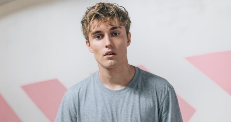 Sam Fender – The Borders